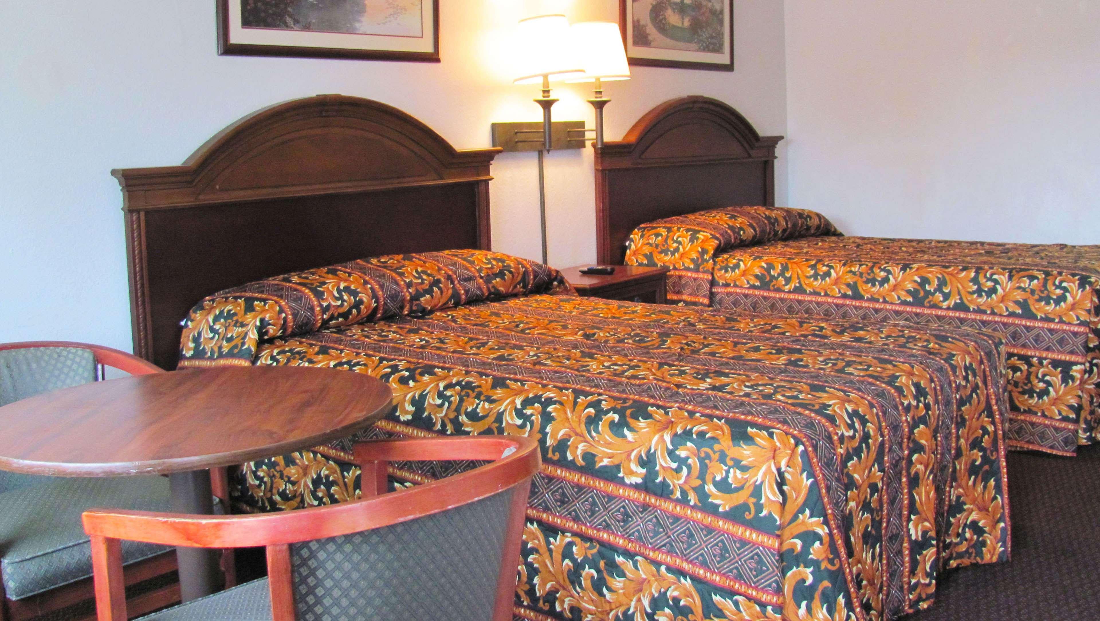 M Star Columbus North Motel Bagian luar foto
